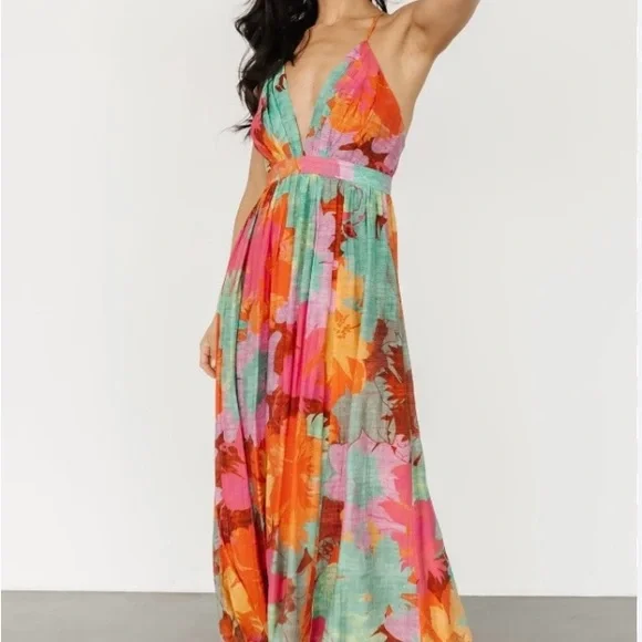 NWOT- Stunning,Vibrant Floral Halter Dress - Picture 2 of 12